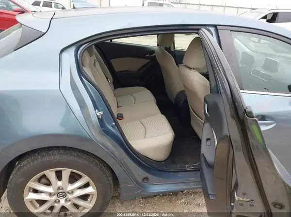 3MZBM1M7XGM326015 2016 MAZDA 3 - Image 8