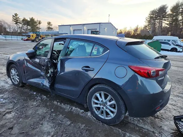 3MZBM1N71GM266088 2016 MAZDA 3 - Image 2