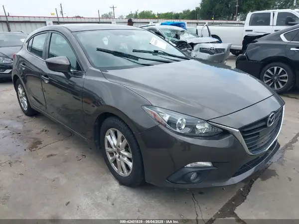 3MZBM1N7XGM256630 2016 MAZDA 3 - Image 1