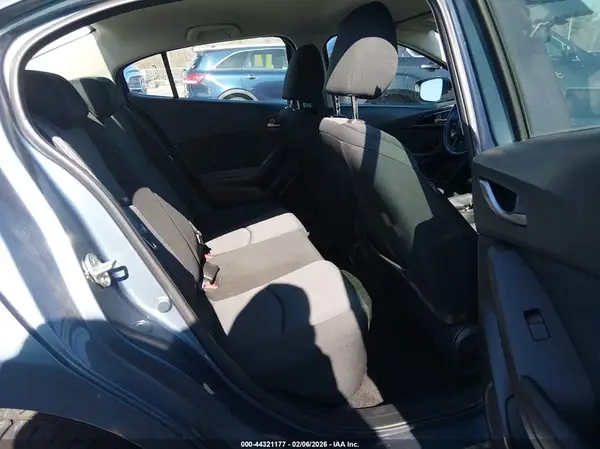 3MZBM1T70GM325568 2016 MAZDA 3 - Image 8