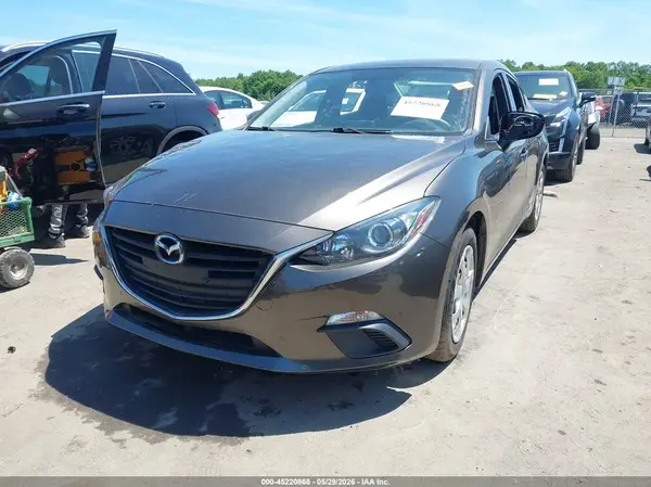 3MZBM1T71GM328155 2016 MAZDA 3 - Image 2