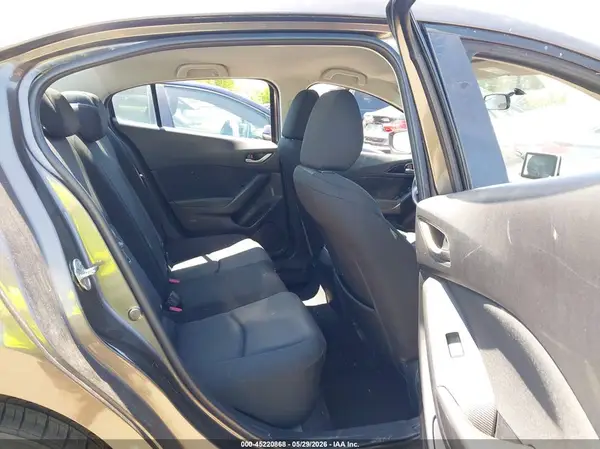 3MZBM1T71GM328155 2016 MAZDA 3 - Image 8