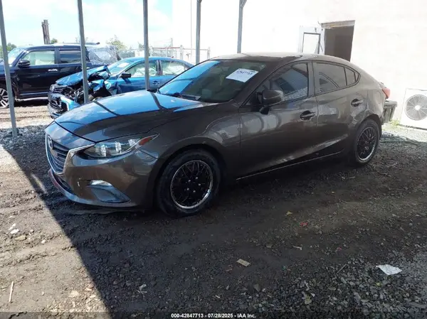 3MZBM1T73GM238568 2016 MAZDA 3 - Image 2