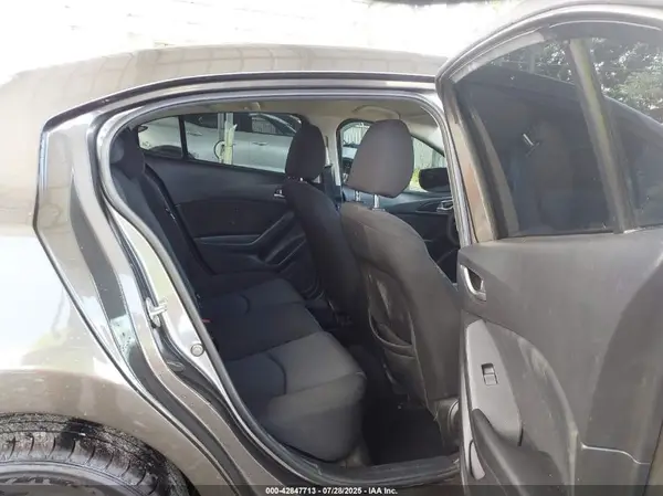 3MZBM1T73GM238568 2016 MAZDA 3 - Image 8
