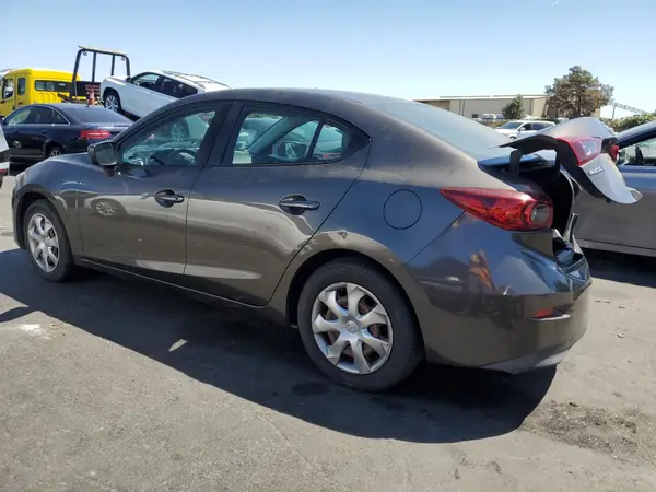 3MZBM1T76GM310590 2016 MAZDA 3 - Image 2