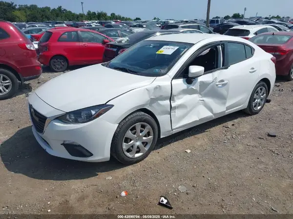 3MZBM1T76GM324621 2016 MAZDA 3 - Image 2