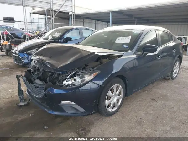 3MZBM1T7XGM252659 2016 MAZDA 3 - Image 2