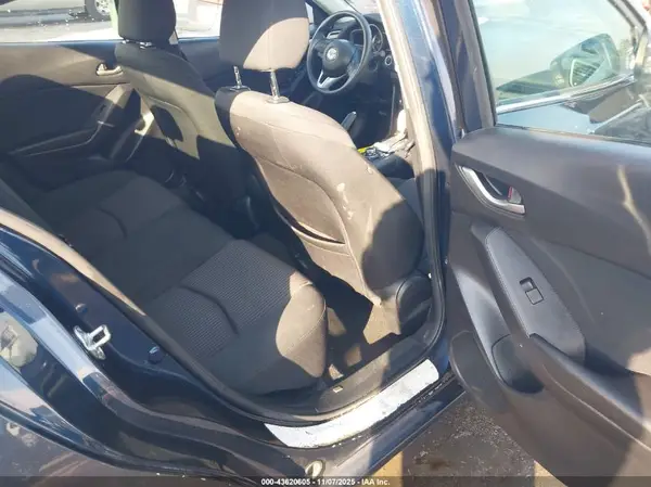 3MZBM1U71GM254072 2016 MAZDA 3 - Image 8