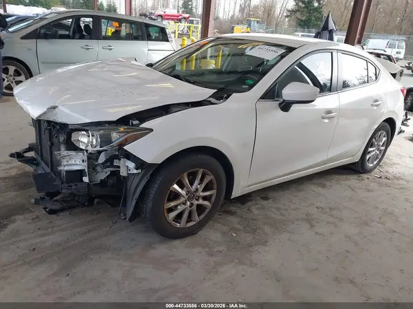 3MZBM1U71GM292479 2016 MAZDA 3 - Image 2