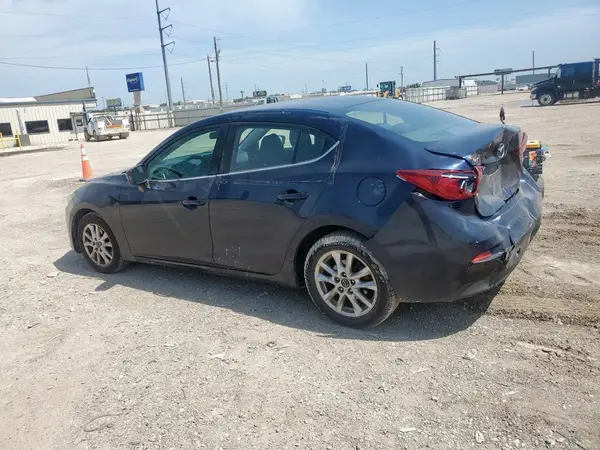 3MZBM1U71GM304601 2016 MAZDA 3 - Image 2