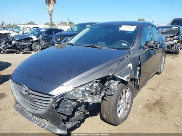 3MZBM1U71GM309667 2016 MAZDA 3 - Image 2