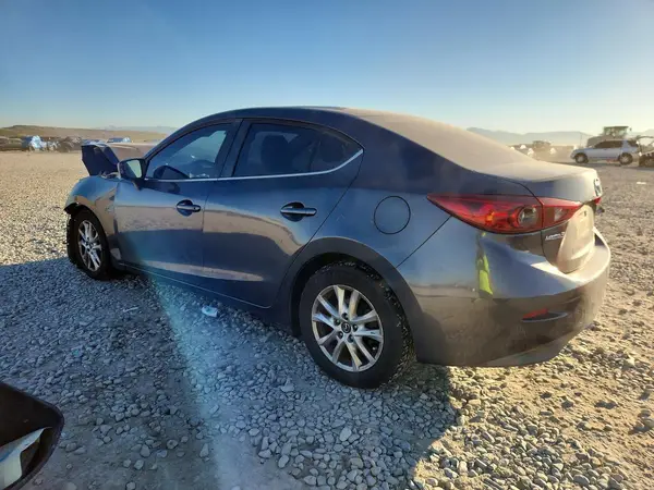3MZBM1U72GM301593 2016 MAZDA 3 - Image 2
