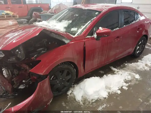 3MZBM1U73GM253781 2016 MAZDA 3 - Image 2