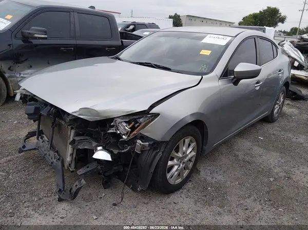 3MZBM1U73GM261122 2016 MAZDA 3 - Image 2
