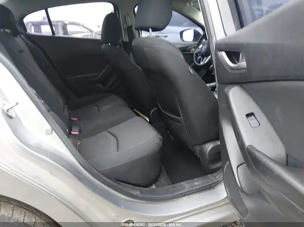 3MZBM1U73GM261122 2016 MAZDA 3 - Image 8
