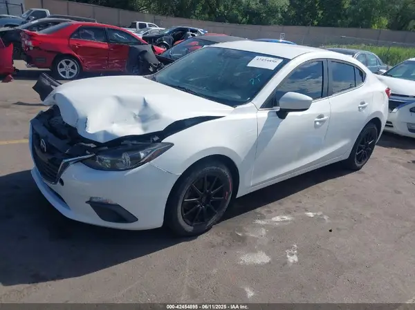 3MZBM1U73GM299871 2016 MAZDA 3 - Image 2