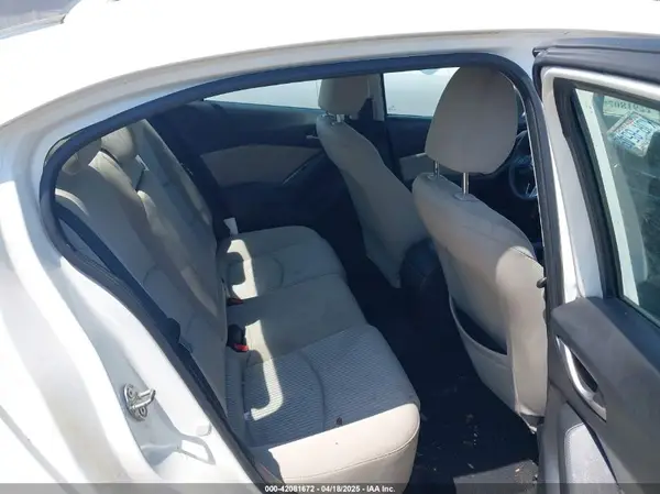 3MZBM1U73GM320945 2016 MAZDA 3 - Image 8