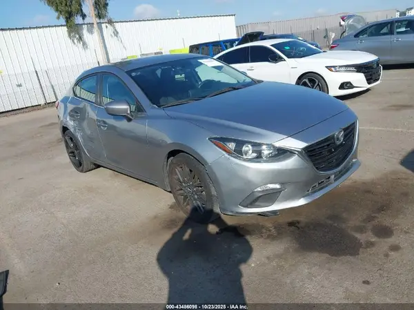 3MZBM1U74GM302745 2016 MAZDA 3