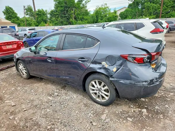 3MZBM1U74GM314684 2016 MAZDA 3 - Image 2