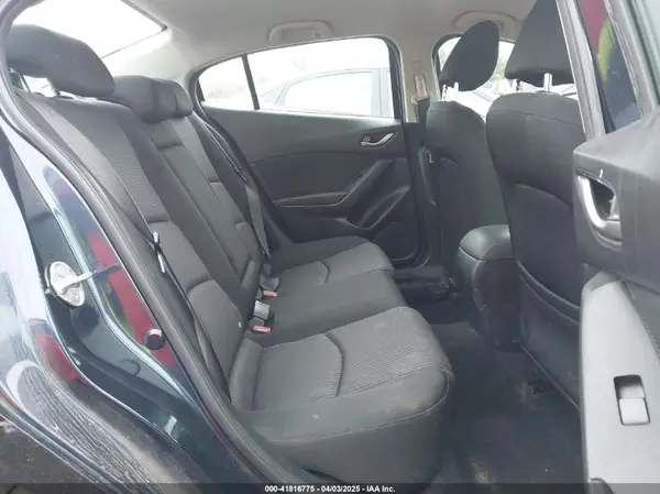 3MZBM1U76GM242063 2016 MAZDA 3 - Image 8