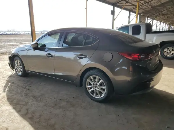 3MZBM1U76GM299072 2016 MAZDA 3 - Image 2