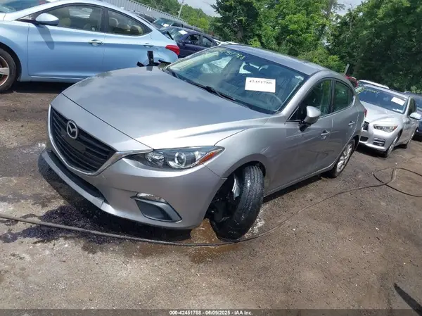 3MZBM1U77GM315876 2016 MAZDA 3 - Image 2