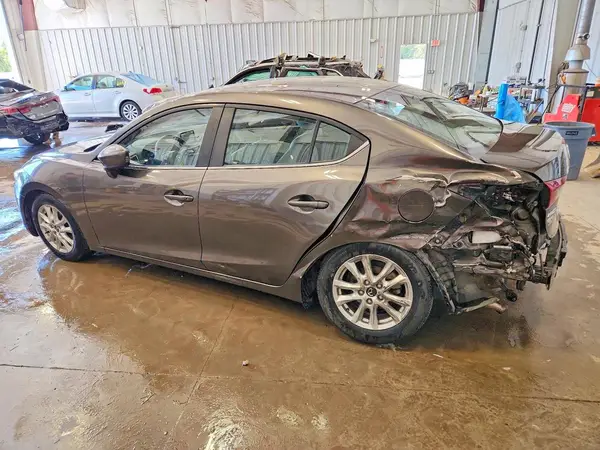 3MZBM1U79GM305334 2016 MAZDA 3 - Image 2