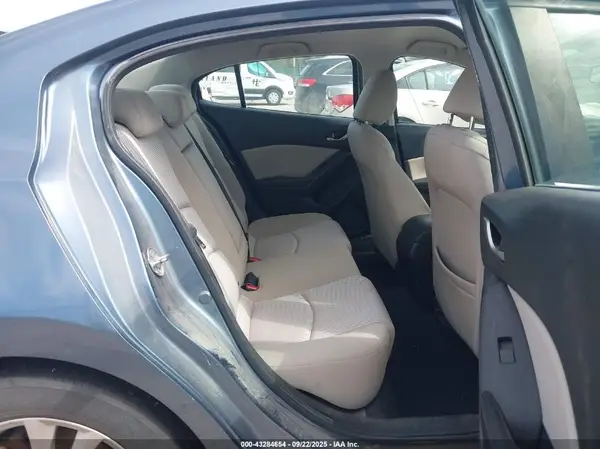 3MZBM1U79GM308329 2016 MAZDA 3 - Image 8
