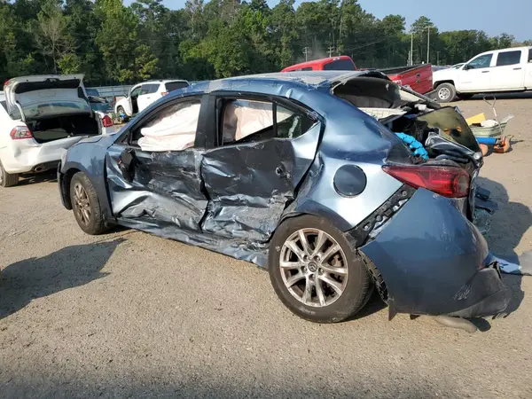 3MZBM1U7XGM269413 2016 MAZDA 3 - Image 2
