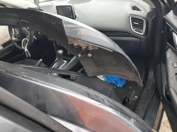 3MZBM1U7XGM291220 2016 MAZDA 3 - Image 8