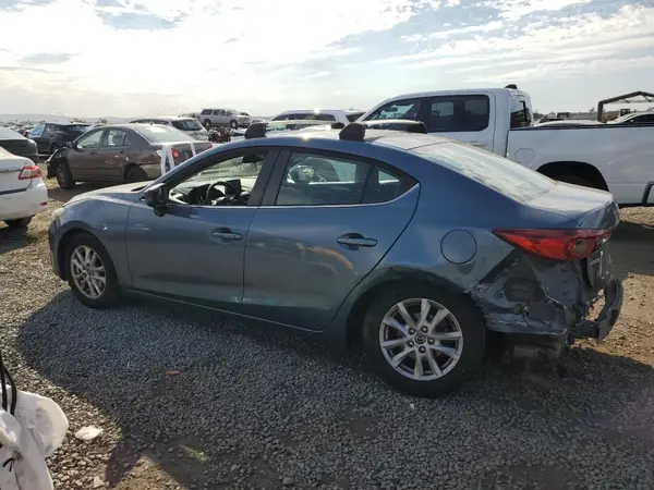 3MZBM1U7XGM299690 2016 MAZDA 3 - Image 2