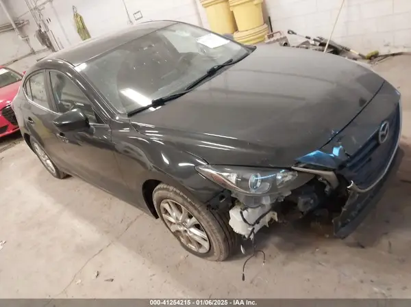 3MZBM1U7XGM306346 2016 MAZDA 3 - Image 1