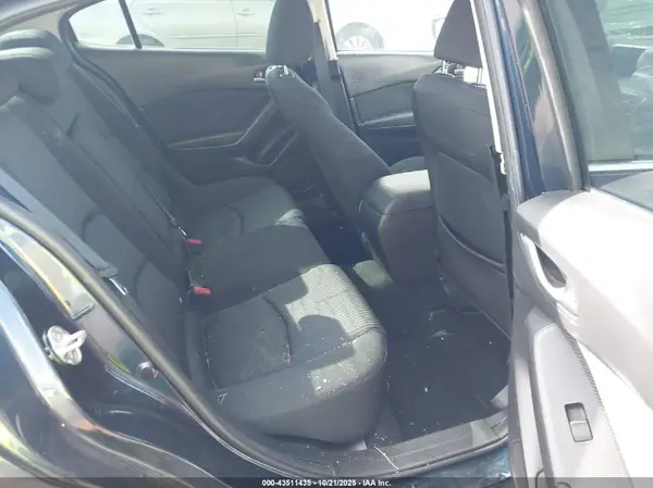 3MZBM1U7XGM324703 2016 MAZDA 3 - Image 8