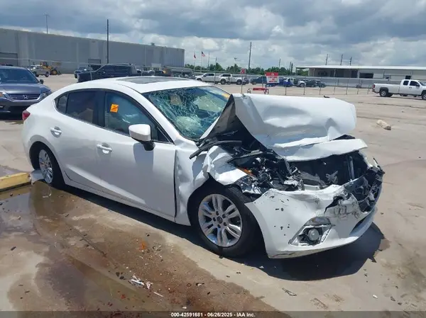 3MZBM1V70GM257463 2016 MAZDA 3 - Image 1