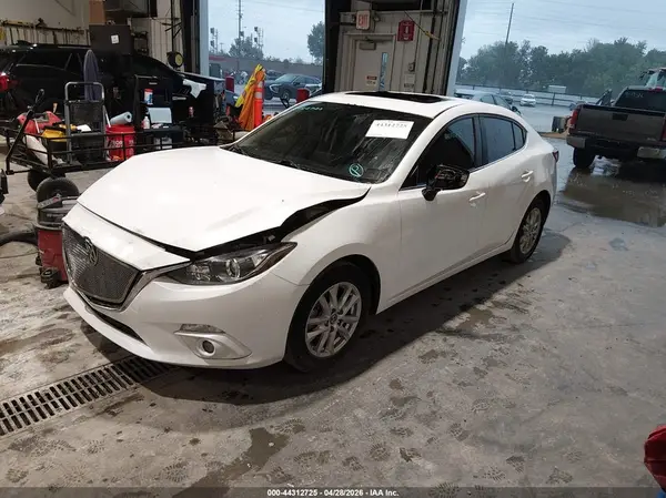 3MZBM1V72GM244388 2016 MAZDA 3 - Image 2