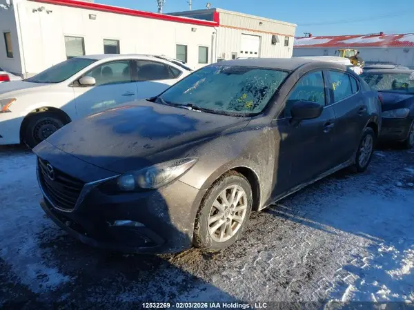 3MZBM1V74GM300704 2016 MAZDA 3 - Image 2