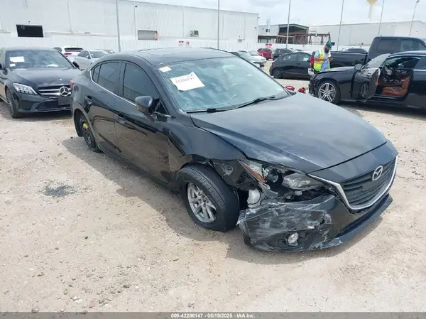 3MZBM1V75GM241498 2016 MAZDA 3 - Image 1
