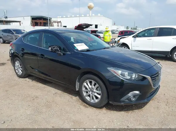 3MZBM1V75GM304423 2016 MAZDA 3 - Image 1