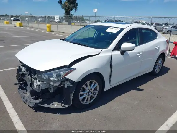 3MZBM1V76GM252204 2016 MAZDA 3 - Image 2