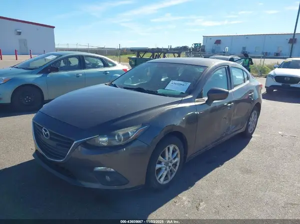 3MZBM1V78GM267142 2016 MAZDA 3 - Image 2