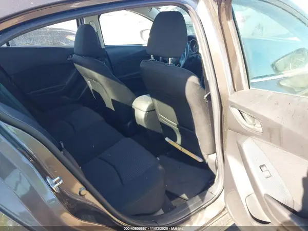 3MZBM1V78GM267142 2016 MAZDA 3 - Image 8