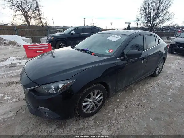 3MZBM1V79GM245716 2016 MAZDA 3 - Image 2