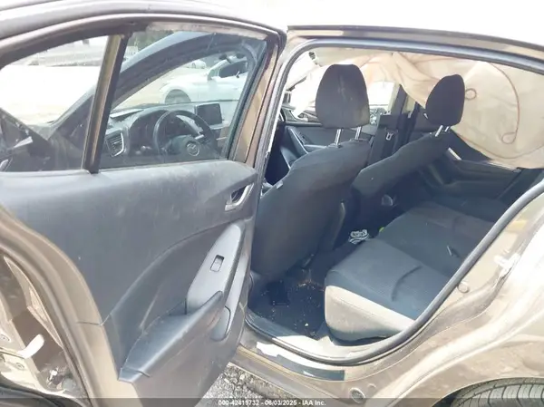 3MZBM1V79GM247613 2016 MAZDA 3 - Image 8
