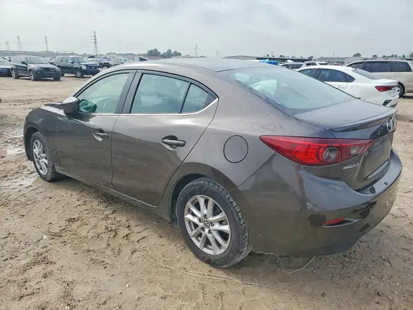 3MZBM1V79GM256425 2016 MAZDA 3 - Image 2
