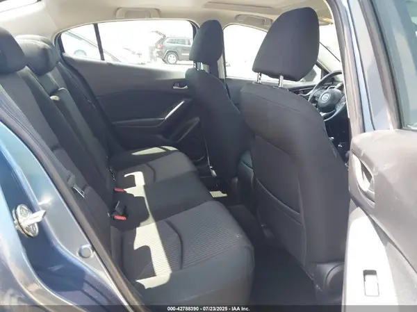 3MZBM1V79GM270471 2016 MAZDA 3 - Image 8