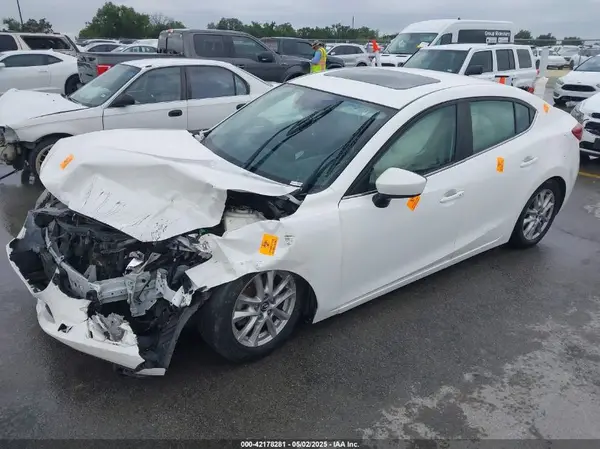 3MZBM1V7XGM296982 2016 MAZDA 3 - Image 2