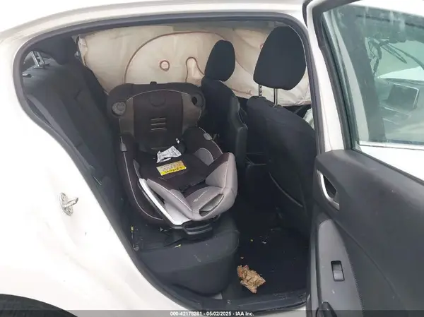 3MZBM1V7XGM296982 2016 MAZDA 3 - Image 8