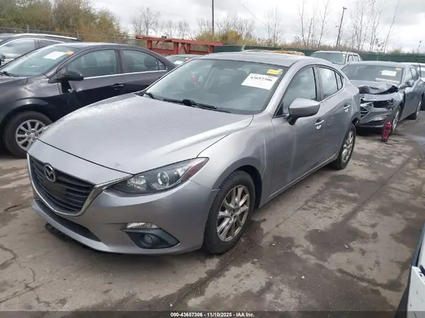 3MZBM1V7XGM306216 2016 MAZDA 3 - Image 2