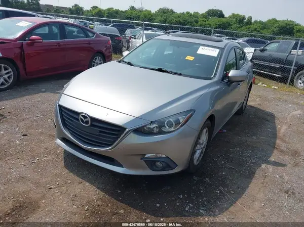 3MZBM1W70GM286976 2016 MAZDA 3 - Image 2