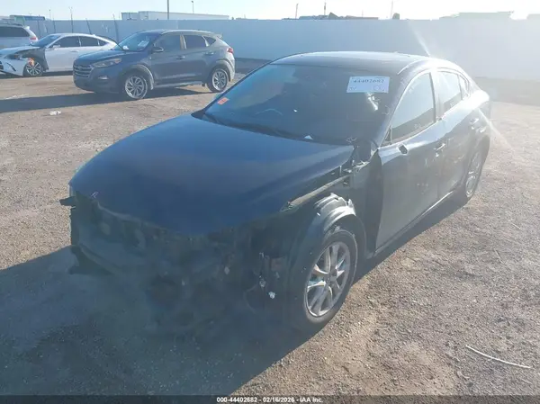 3MZBM1W70GM302786 2016 MAZDA 3 - Image 2